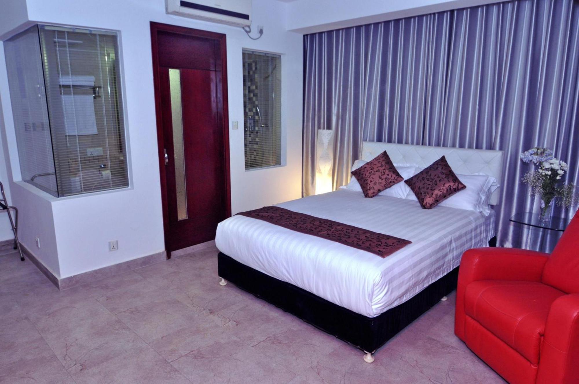 Contemporary Heights Hotel And Apartments Dhaka Chambre photo